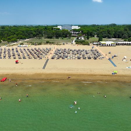 Il Tridente Hotel Bibione Eksteriør billede