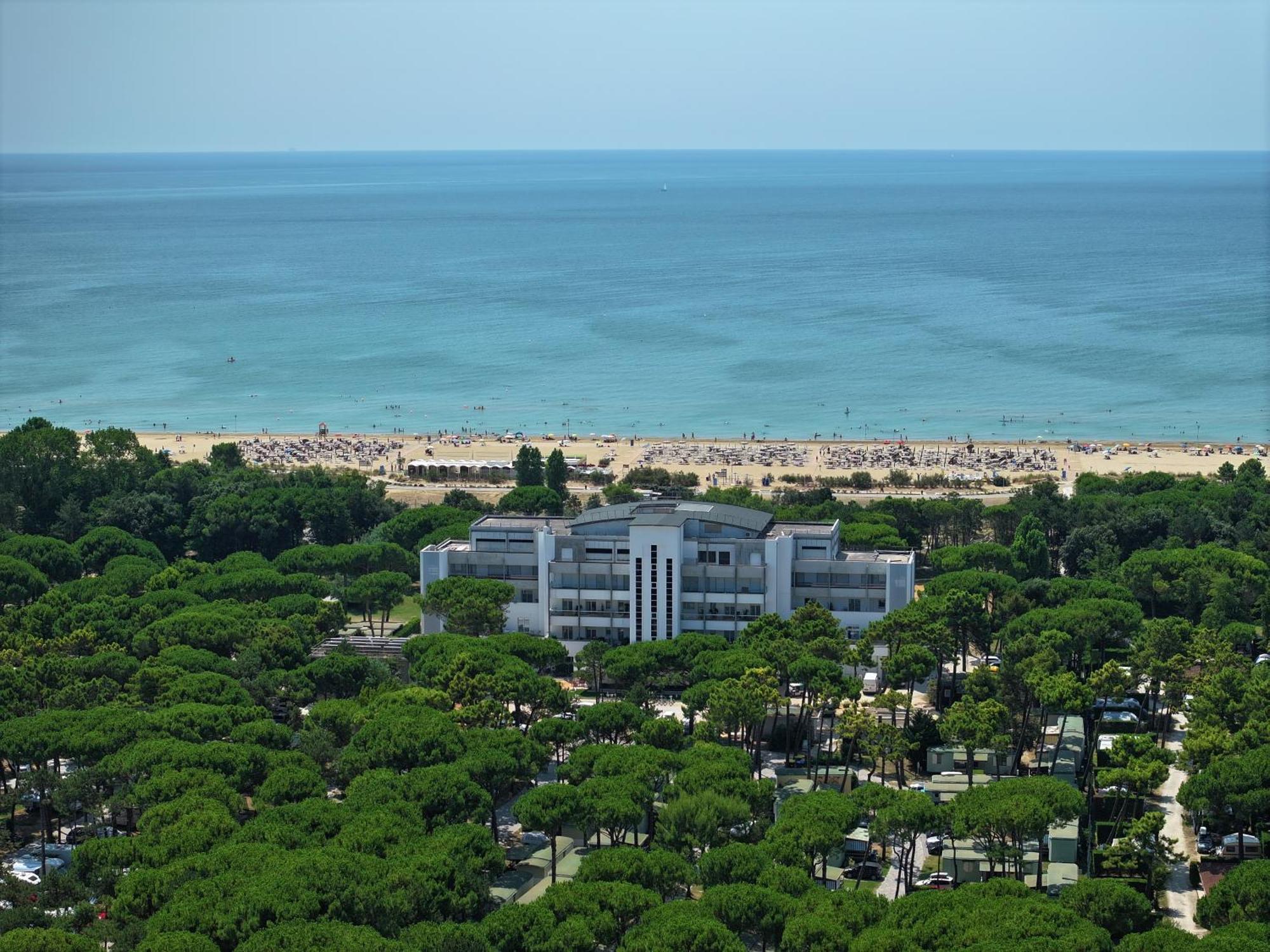 Il Tridente Hotel Bibione Eksteriør billede