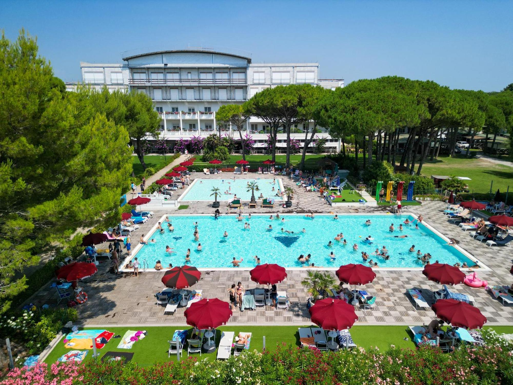 Il Tridente Hotel Bibione Eksteriør billede