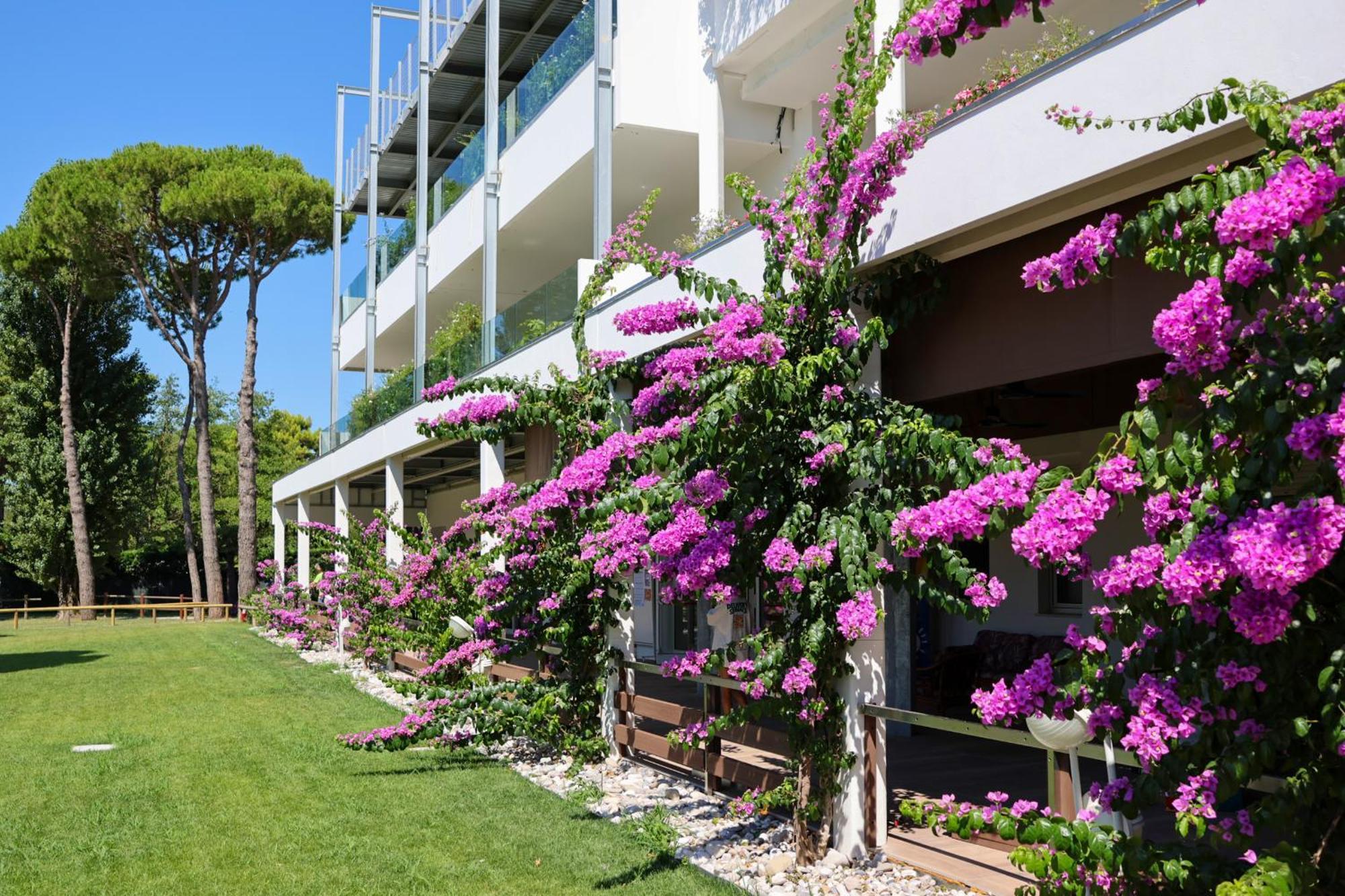 Il Tridente Hotel Bibione Eksteriør billede