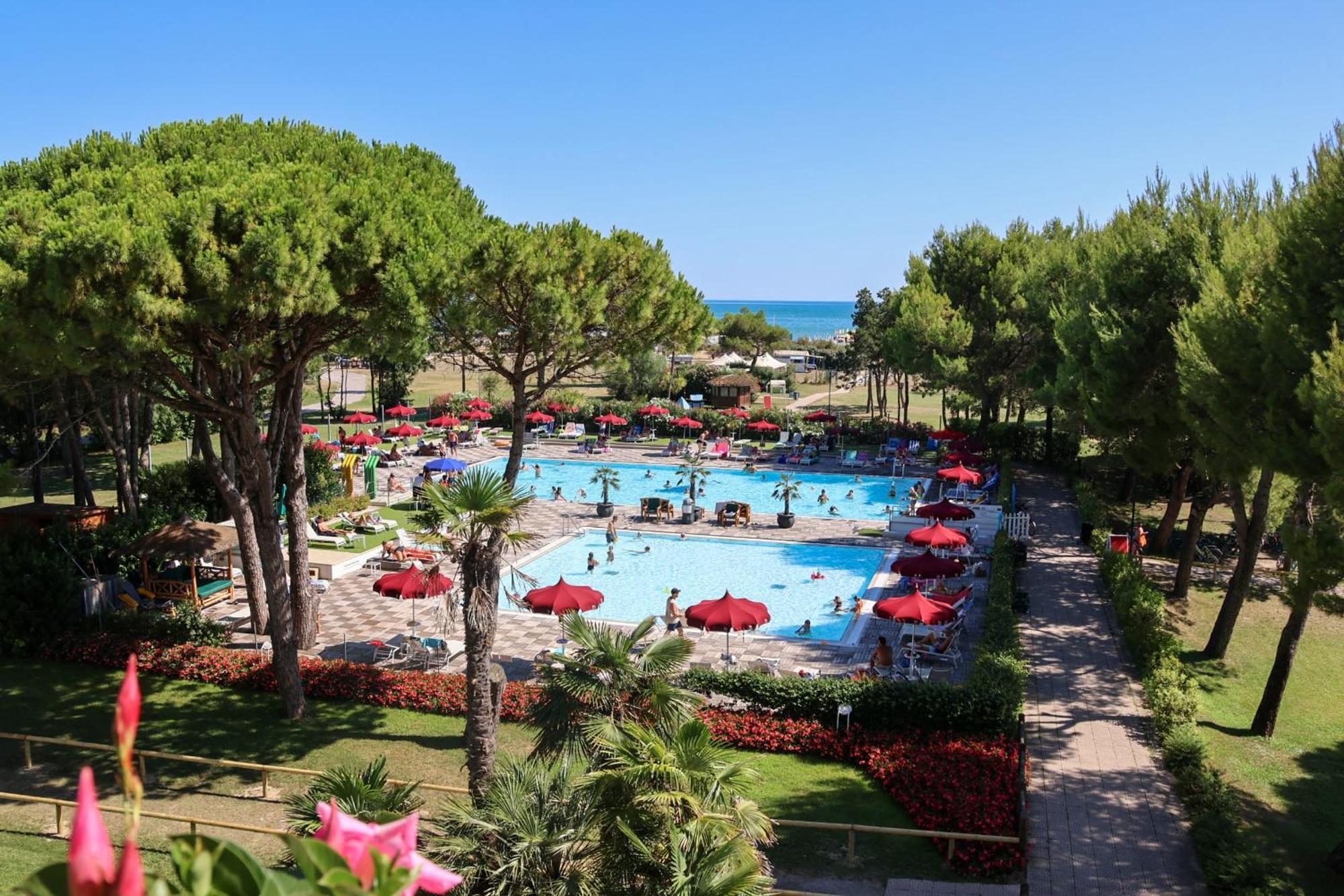 Il Tridente Hotel Bibione Eksteriør billede