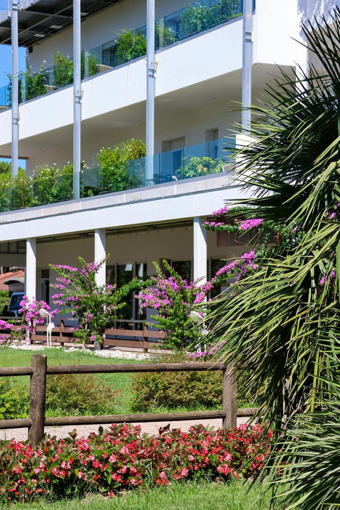Il Tridente Hotel Bibione Eksteriør billede